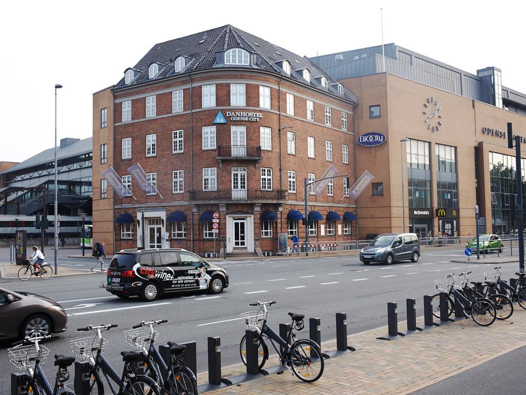 Danhostel Odense City Luaran gambar The station building
